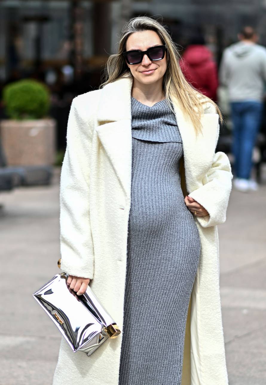 Zagreb: Trudna Sonja Kovač u šetnji centrom grada