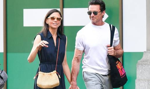 Imao je izljeve ljubavi prema 13 godina starijoj supruzi, a onda se saznalo za aferu s kolegicom