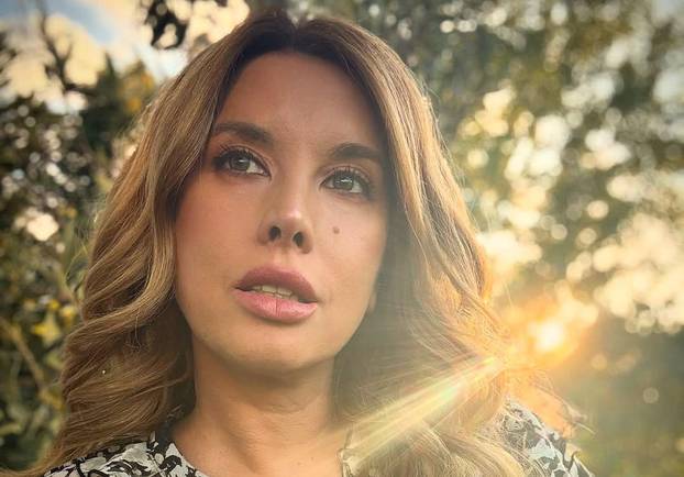 FOTO Nives Celzijus vrućim fotkama u čipkastom grudnjaku raspametila pratitelje