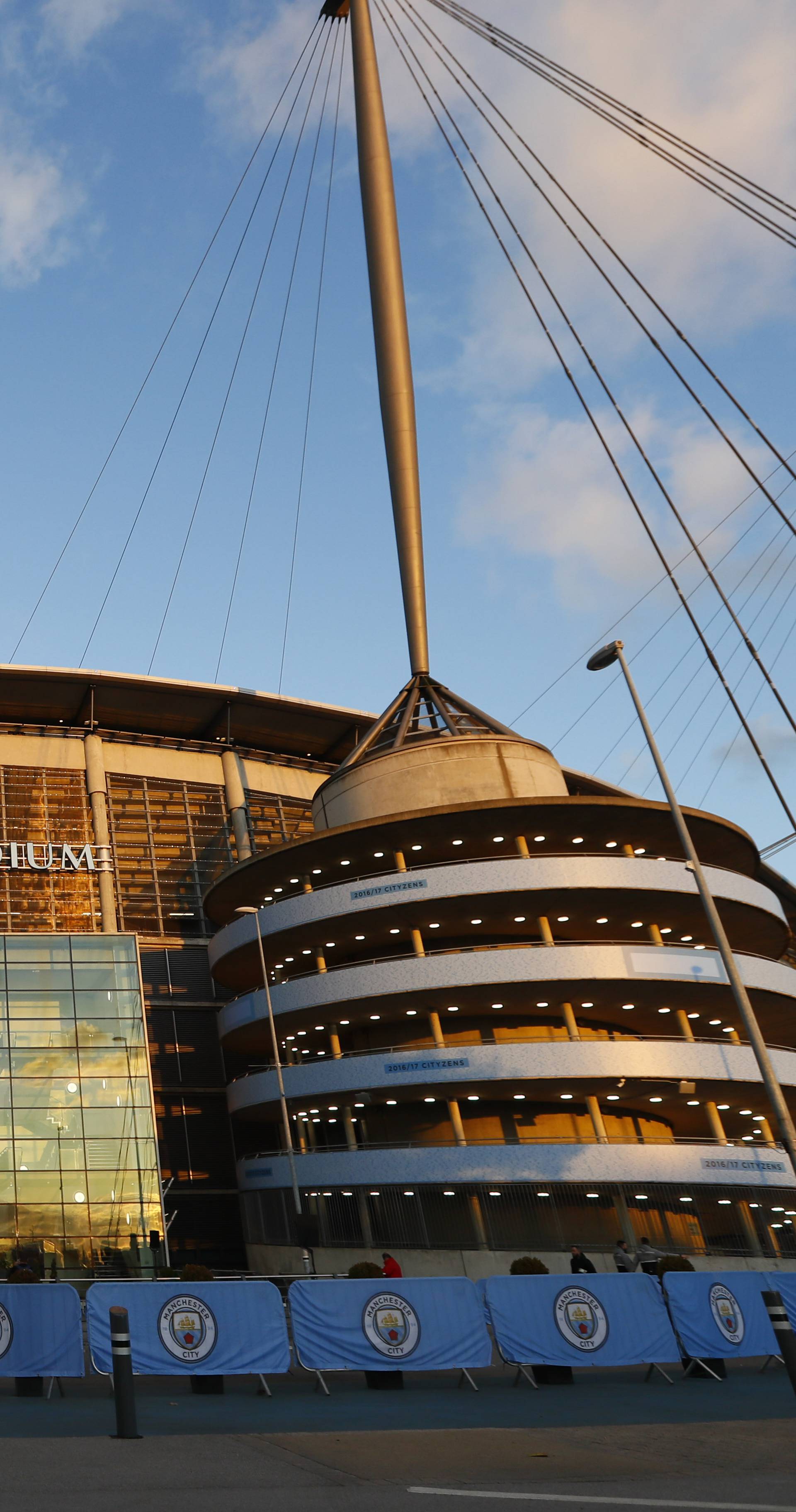 Manchester City v FC Barcelona - UEFA Champions League Group Stage - Group C