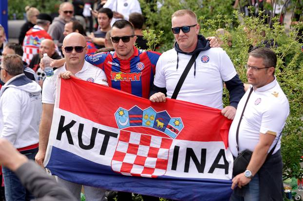 Ženeva: Atmosfera ispred stadiona uoči početka finalne utakmice Lige prvaka mladih