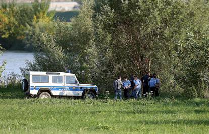 Šetao uz Savu kod Jaruna i pronašao kost ljudske lubanje