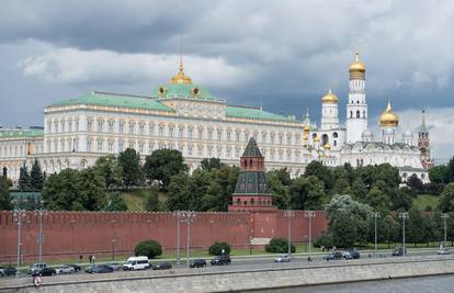 Kremlj šuti o eventualnom zatvaranju granica, karte za letovima iz Rusije rasprodane
