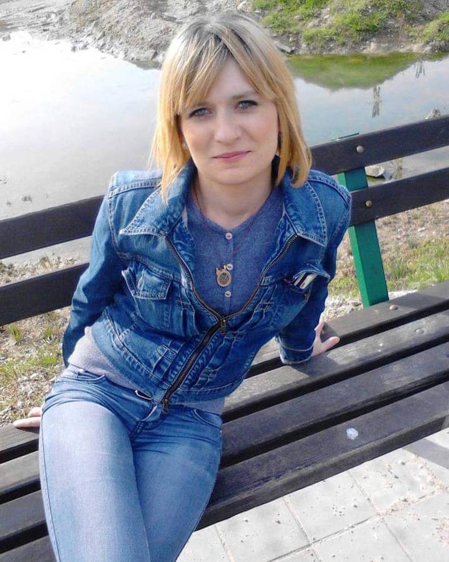 Bila je na farmi kod Dušana, a sad zavodi fotkama u bikiniju