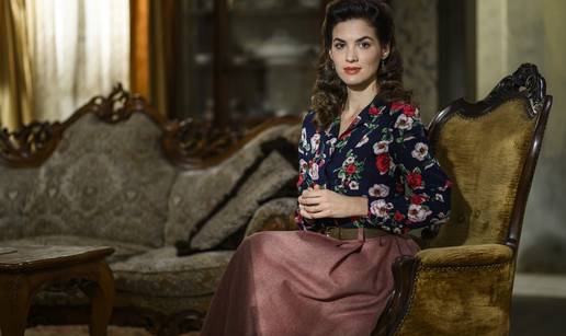 Rizvić u potpuno drukčijoj ulozi: Navikli ste me gledati kao zlicu, sad glumim tradicionalnu ženu