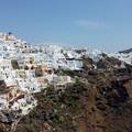 Niz potresa na Santoriniju: Ljudi žele pobjeći s otoka, redovi pred turističkim agencijama