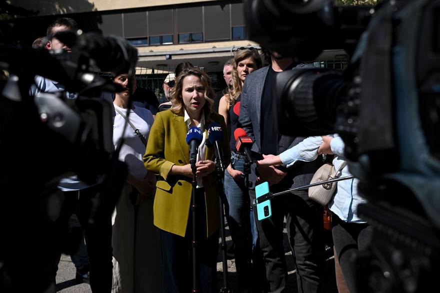 Zagreb: Konferencija za medije Marije Selak Raspudić