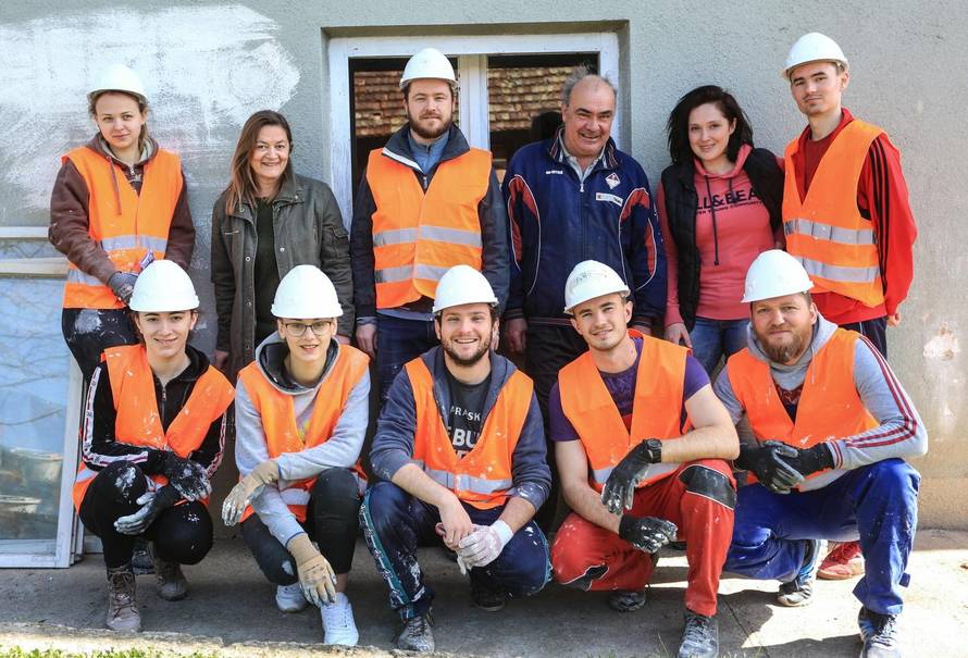 'Ta djeca su mi kuću obnovila besplatno! Hvala im do neba'