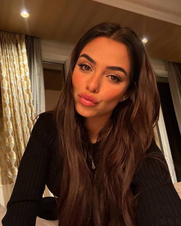 Nogometna zvijezda u središtu skandala: 'Pitao je možemo li sestra i ja obje s njim u krevet'