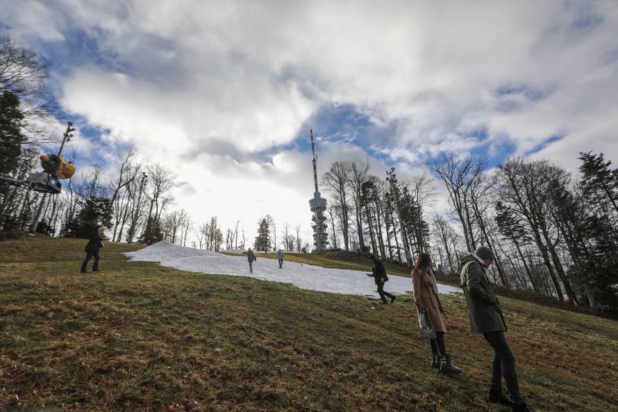 U prvim danima siječnja zagrebačko Sljeme bez hladne zime i pravog snijega