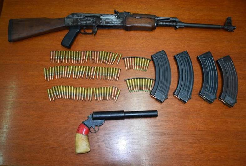 Policija Zadraninu (37) u kući našla puškomitraljez i metke