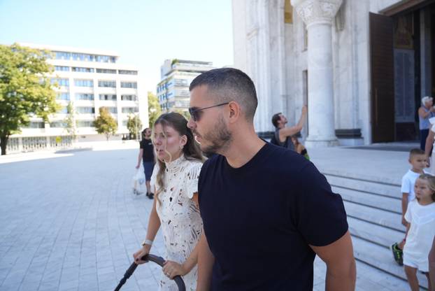 Beograd: Aleksandra Prijović i Filip Živojinović krstili kćer na dan kad  se rodila 