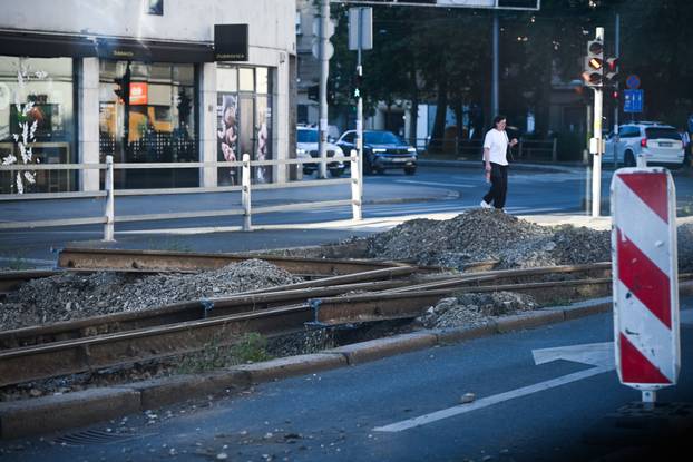 Zagreb: Radovi na tramvajskoj pruzi u Zvonimirovoj zaustavljeni zbog toplinskog vala