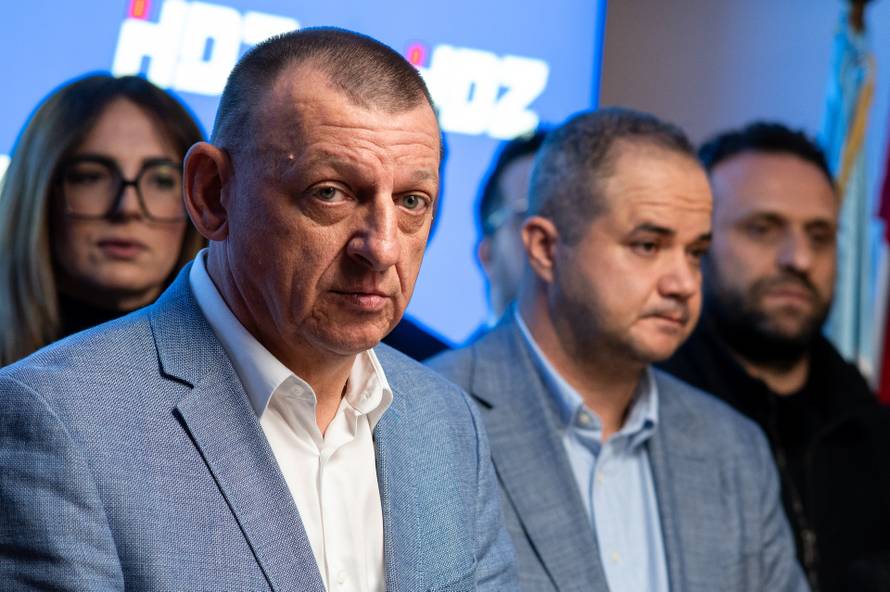 Zagreb: Kandidat za Predsjednika GO HDZ-a Ivan Matijević dao izjavu za medije