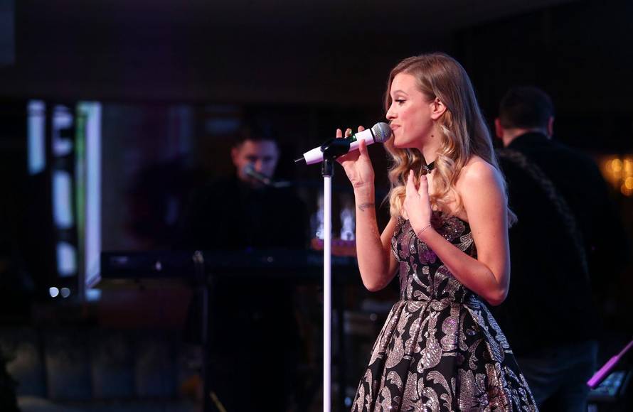 Domenica izdala album, a Rađa nosila torbu od 18 tisuća kuna