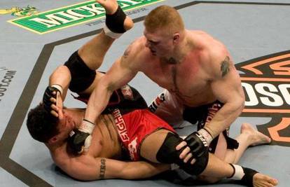 UFC prvak Brock Lesnar u bolnici leži teško bolestan