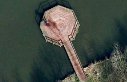 Google Earth snimio ubojstvo kraj jezera u gradu Almereu?