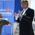 Plenković se brani: Pa nisam se danima družio s Ivaniševićem!