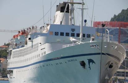 Pobuna na brodu Dalmacija zbog neisplaćenih plaća