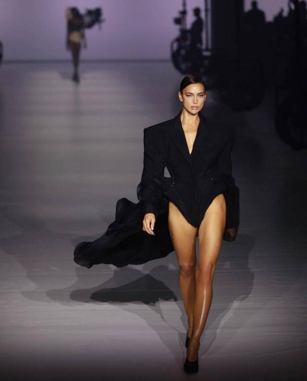 FOTO Ronaldova bivša šokirala izgledom na crvenom tepihu