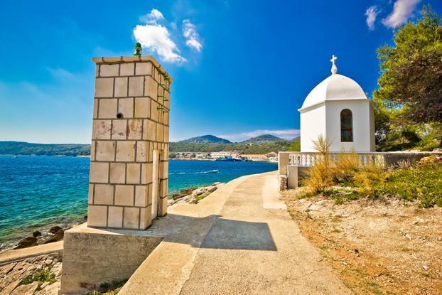 Dugi otok island lantern and chapel