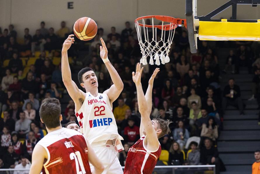 Split: Pretkvalifikacije za Europsko prvenstvo: Hrvatska - Austrija