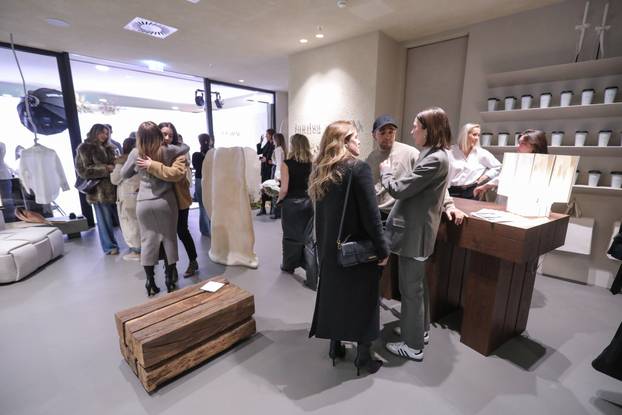 Zagreb: Izabel Kovačić u Kaptol centru otvorila Lunilou Store