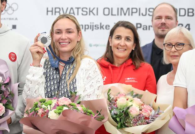 Srebrna olimpijka Donna Vekić vratila se u Hrvatsku