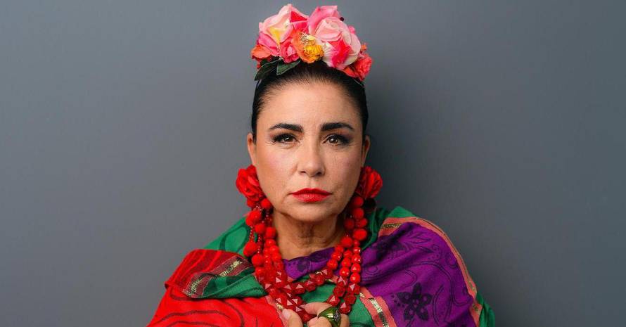 Alka Vuica objavila novi plakat za kampanju pa šokirala: 'Je li ovo Grubnić fotošopirao lice?'