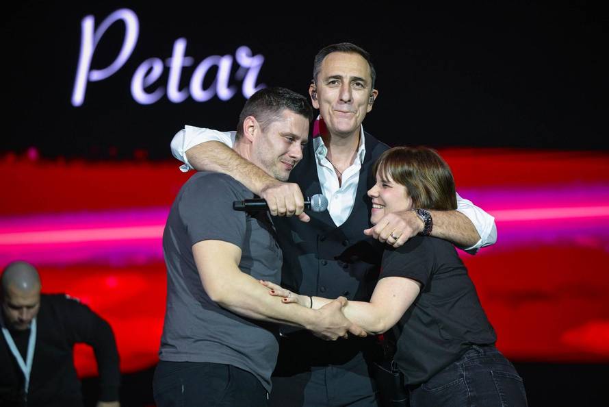 Zagreb: Prosidba na koncertu Sergeja Ćetkovića