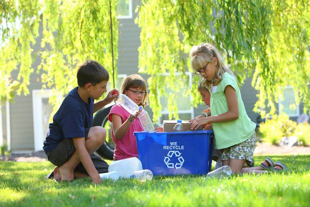 Kids,Recycling,Outdoors