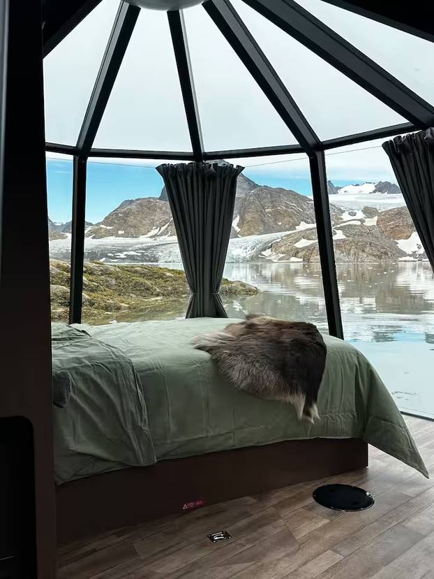 FOTO Ovo je prva plutajuća kućica za odmor na Grenlandu: Cijena noćenja će vas šokirati