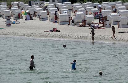 Baltičko more zbog toplinskog vala puno bakterija i parazita