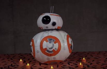 Za sve fanove Ratova zvijezda: Izrezbarite vlastiti BB-8 droid