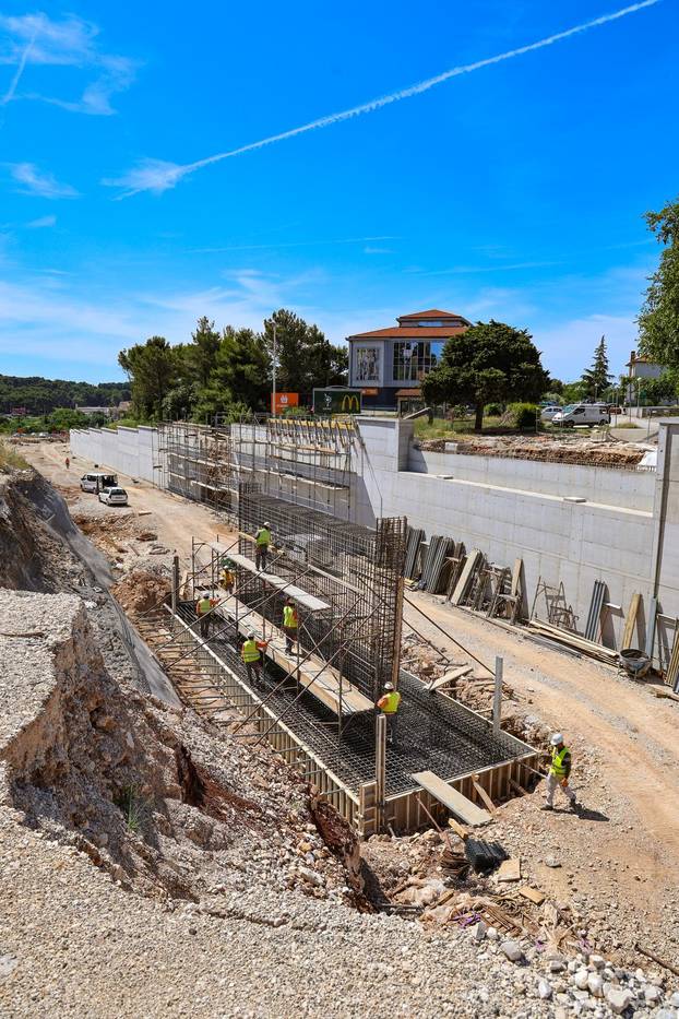 Pula: Radovi na Velom Vrhu