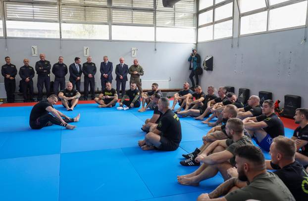 Zagreb: Ogledni trening Mirka Filipovića s pripadnicima specijalne i interventne policije