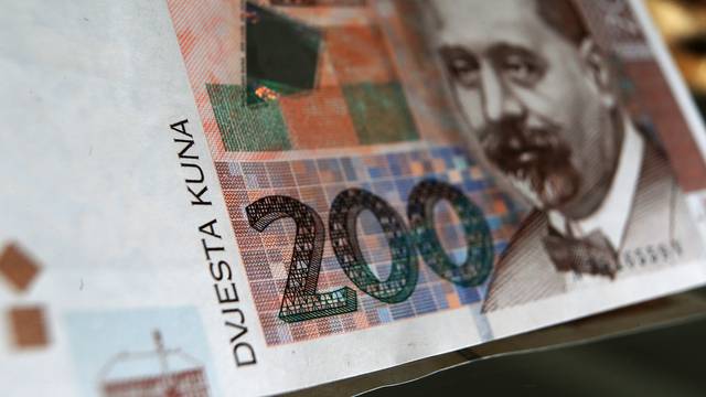 Pravopisna greška na novčanici od 200 kuna:  Hoće li je povući?