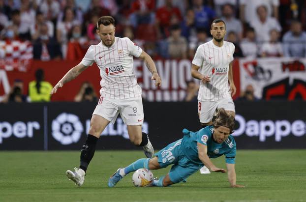 LaLiga - Sevilla v Real Madrid