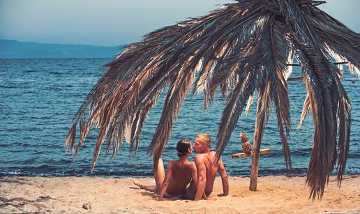 Kad temperature porastu ovih 8 načina olakšat će vam seks-igre