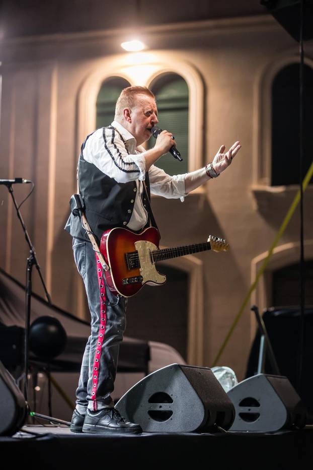 Split: Koncert Prljavog Kazališta na Splitskoj Rivi povodom Dana Domovinske Zahvalnosti
