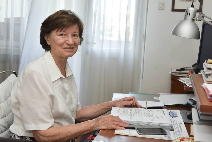 'Spas sam našla u radu, i u 77. godini znam da moram učiti...'