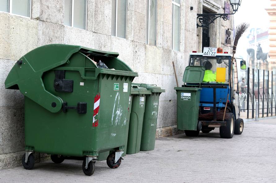 Zagrepčani ljuti: 'Odvoz smeća su nam smanjili, a računi veći'