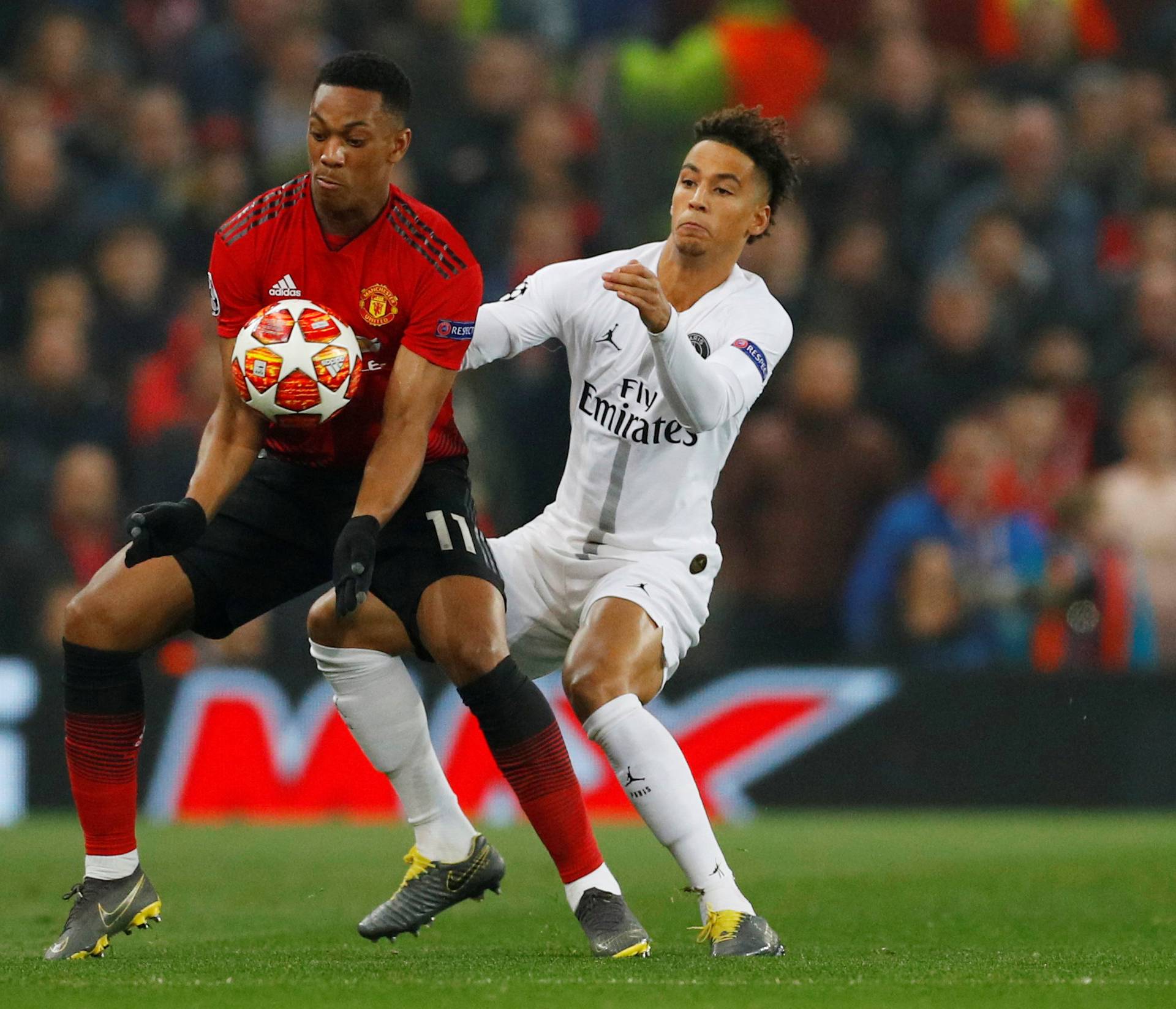 Champions League Round of 16 First Leg - Manchester United v Paris St Germain
