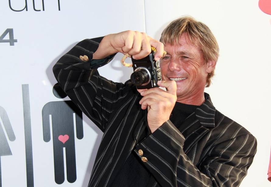 Hollywood: Poznati dolaze na premijeru filma "The Ugly Truth"