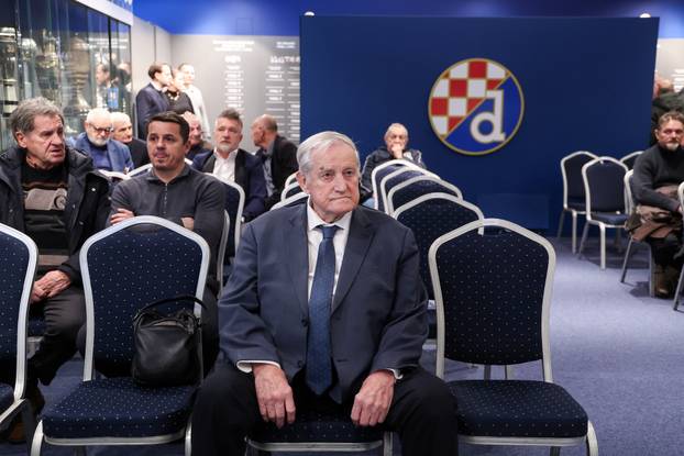 Komemoracija u čast legende kluba Dinamo Marijana Čerečeka
