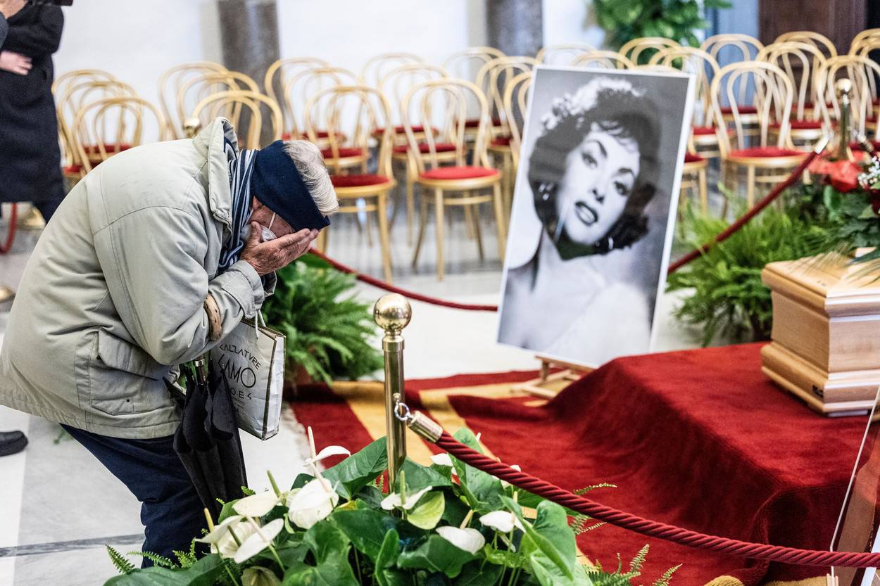 Gina Lollobrigida's Fiery Room at the Capitol. Rome, Italy - - 18 Jan 2023