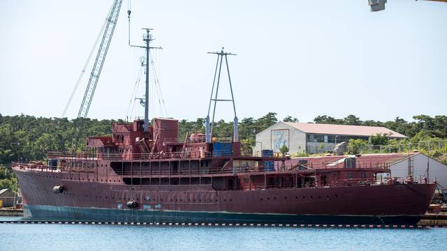 Kraljevica: Brod Galeb na remontu u brodogradilištu