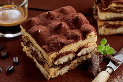 Tiramisu je desert uz koji nećete pogriješiti, a evo i kako se radi