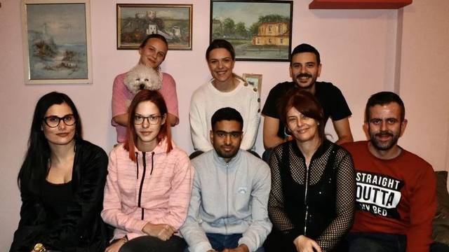 Obitelj Husić migrantu dala topli dom: 'Svi ga jako volimo'