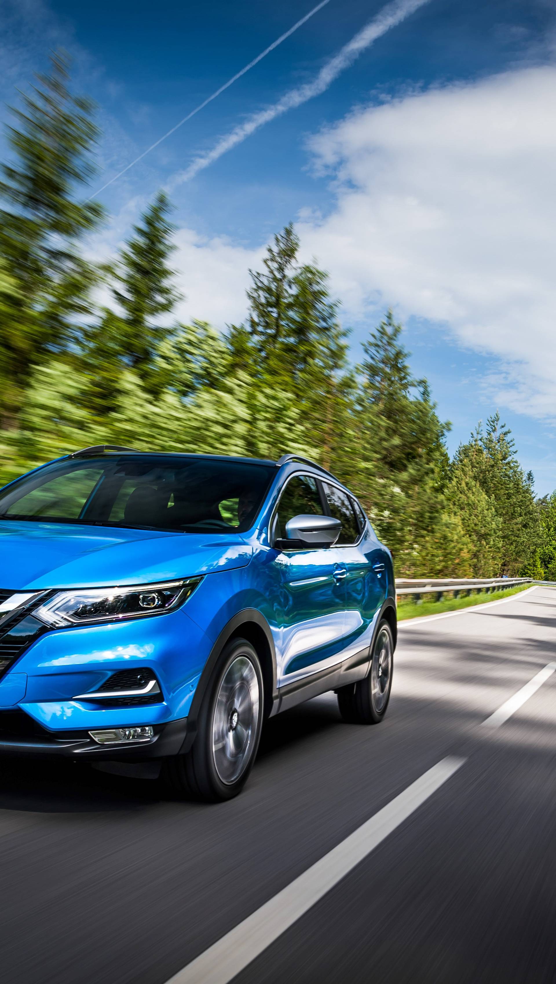 The new Nissan Qashqai: premium crossover enhancements deliver o